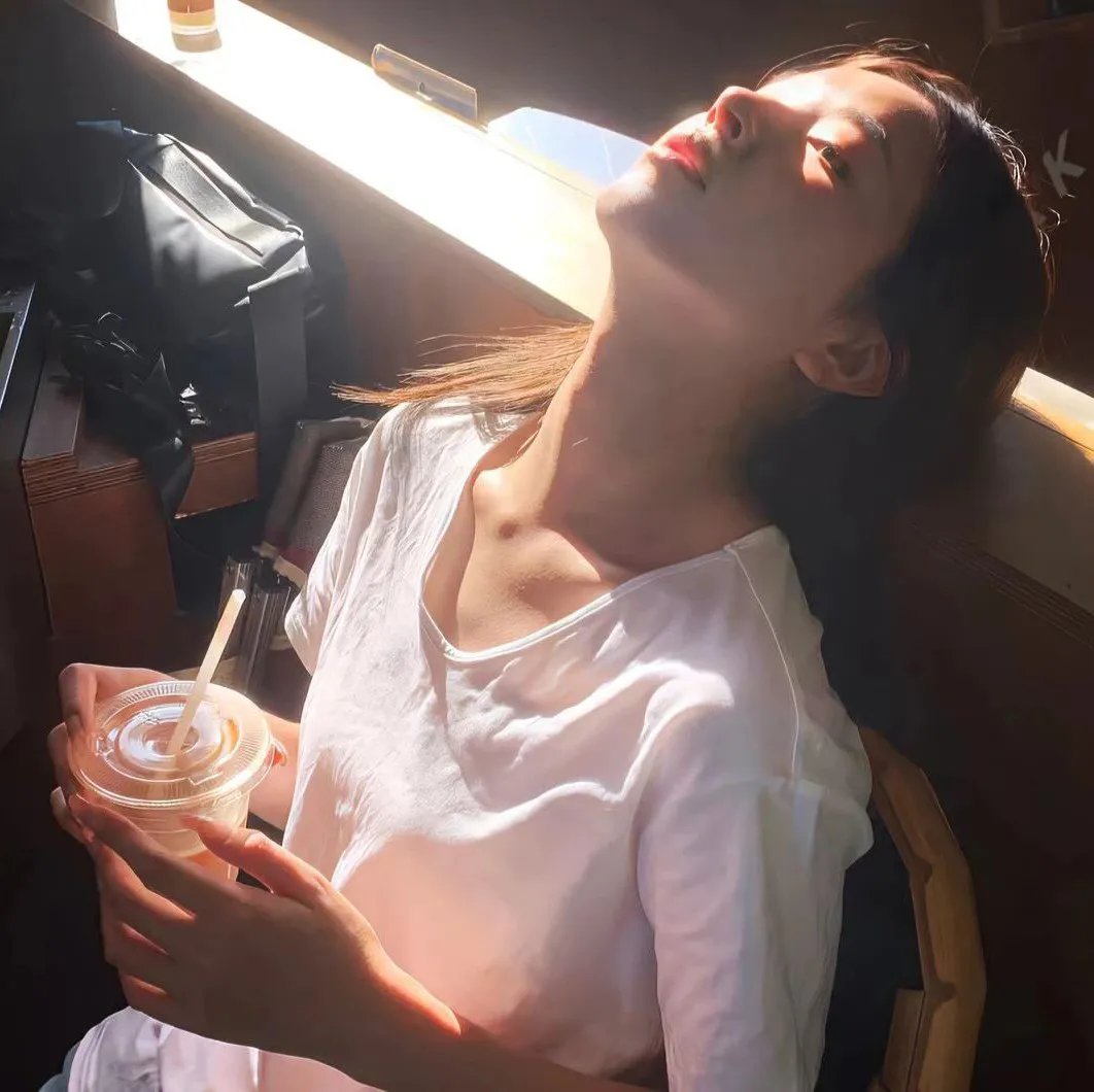 阿尔法爸爸海报